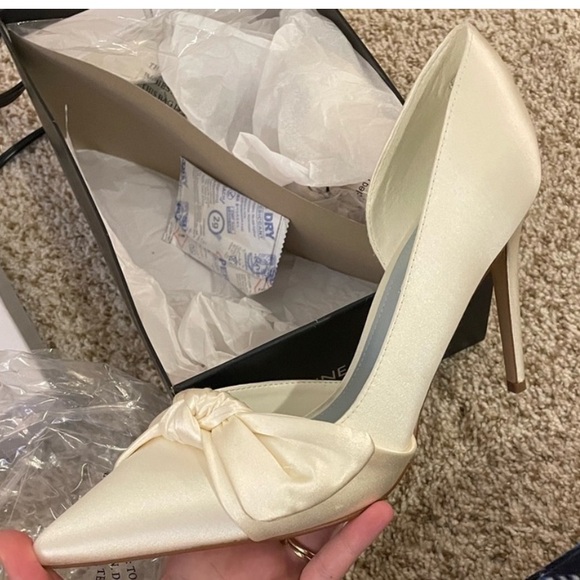 🤍Nine West~Fanz Pumps - Picture 5 of 9